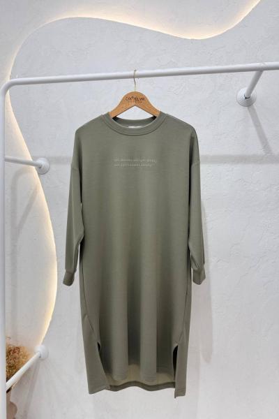 Beril Uzun Oysho Basic Tunik