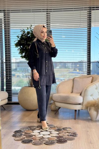 1387 Kolları Kendinden Desenli Takım Siyah