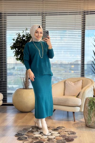 14900-1 Ön Tek Çizgili Triko Etekli Takım Petrol