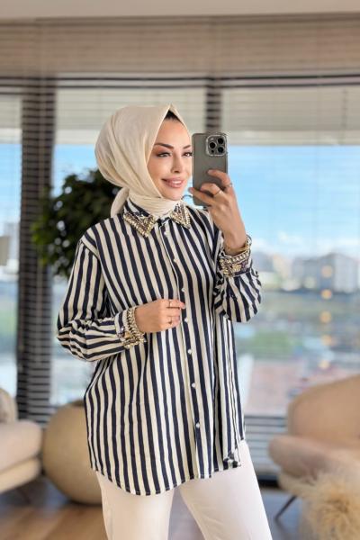 2022 Kalın Çizgili Yakası Taş İşlemeli Gömlek Siyah