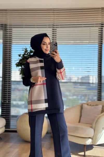24061 Sol Taraf Kare Desenli Tunik Lacivert