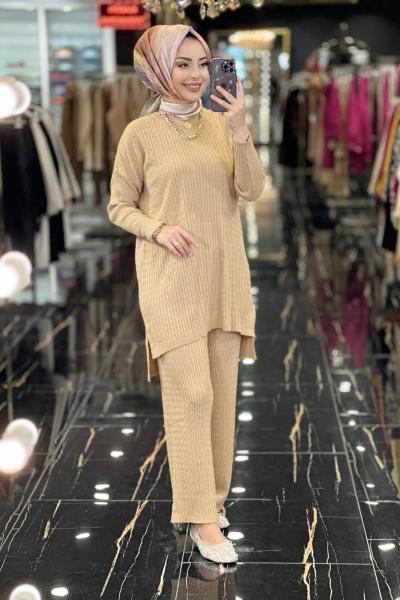 3345 Saç Örgülü Triko Pantolon Takım Latte