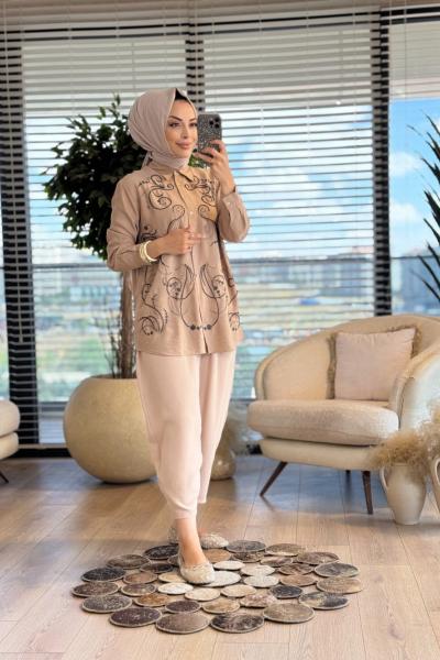 33962 Önü Boncuk Ve Taş İşlemeli Gömlek Bej