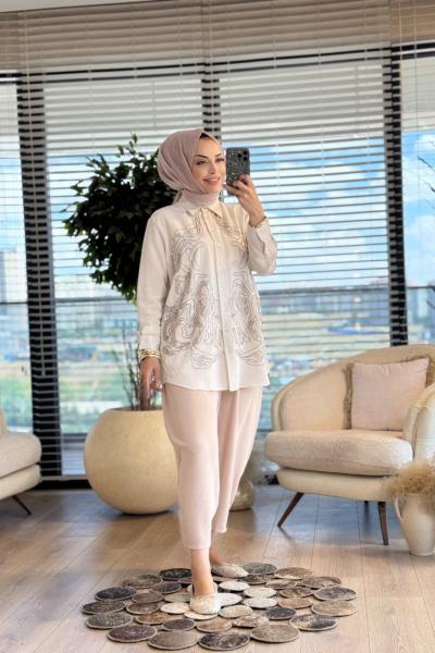 34190 Önü Boncuk Nakışlı Gömlek Bej
