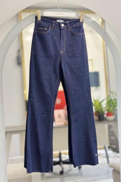 35772 Önü Taşlı Kot Pantolon Lacivert