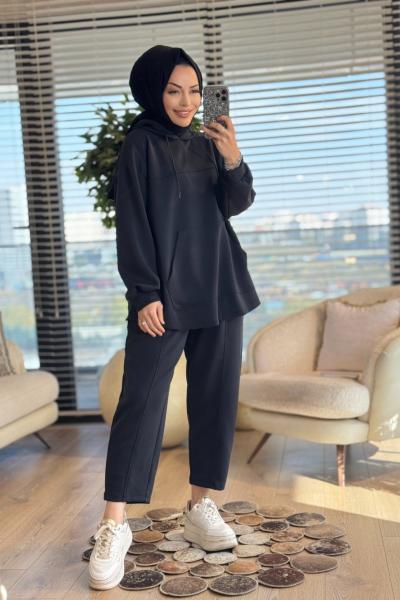 36056 Kesik Detaylı Kanguru Cepli Takım Siyah