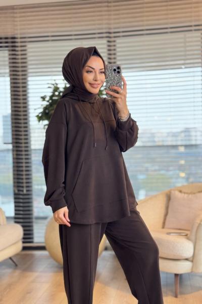 36056 Kesik Detaylı Kanguru Cepli Takım Kahve