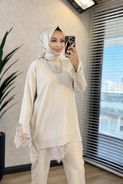 6137 Etek Ve Kol Ucu Dantelli Triko Tunik Bej