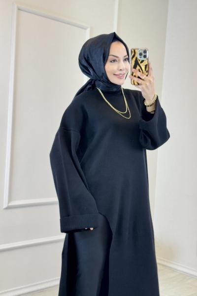 6150 Yanı Büyük Yırtmaçlı Triko Elbise Siyah