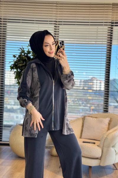 70081-2 Yanları Desenli Kapşonlu Takım Siyah