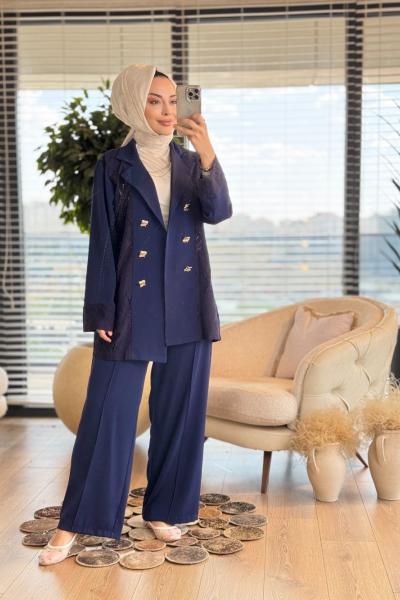8256Y25 Arka Dantelli Metal Düğmeli Takım Lacivert