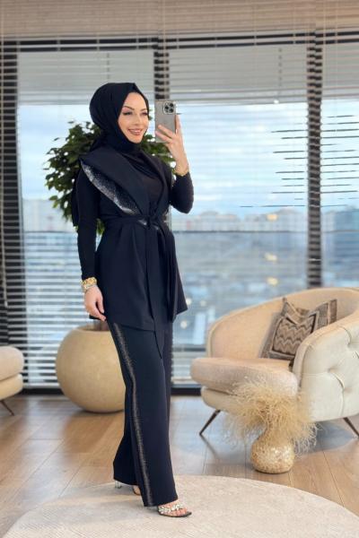 8498 Yaka Ve Pantolon Kenarı Taş Baskılı Yelekli Takım Siyah