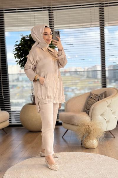 8504 Ön Fermuarlı Kol Manşetli Takım Bej